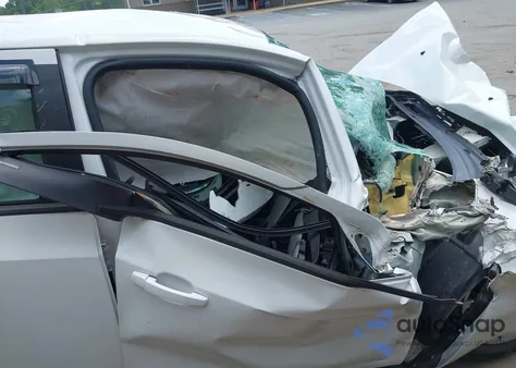 2017 Chevrolet Sonic Lt Auto из США, поврежденный, VIN 1G1JG6SH8H4160016